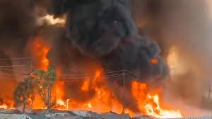 लखनऊ आग हादसा: कुछ ही घंटों में उजड़ गई पूरी बस्ती